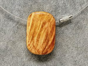 Kette Schuck Kettenanhänger Holz Epoxid Resin