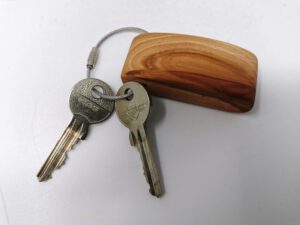 Schlüsselanhänger Schlüsselbund Auto Haustüre Apfelholz